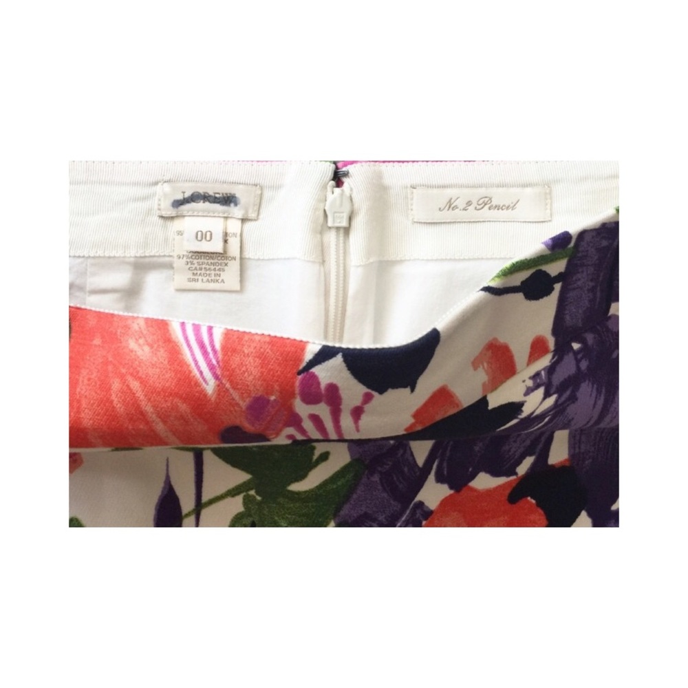 HP ✨ J. Crew • “No. 2” Floral Pencil Skirt - Picture 6 of 7